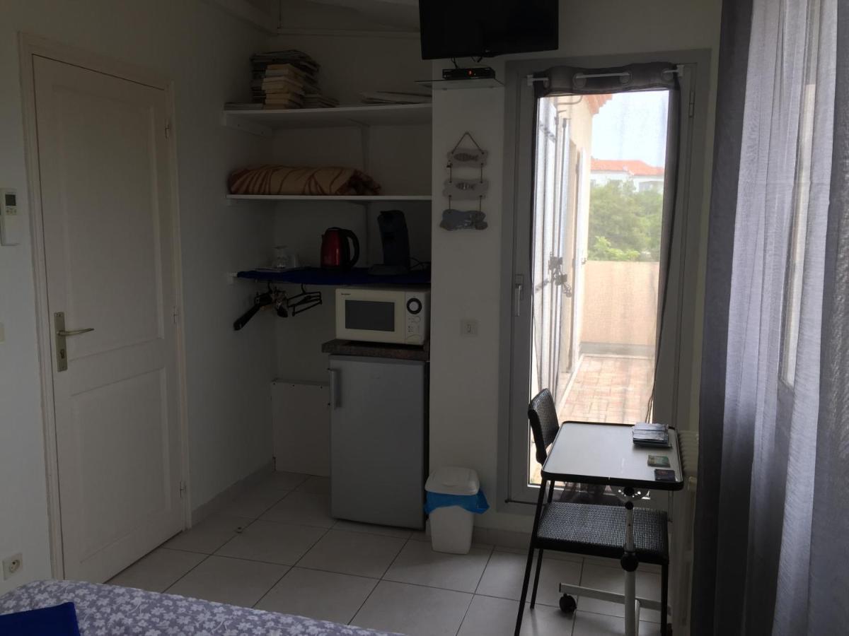 Chambre Coquette Dans Villa Proche De La Plage Сет Екстериор снимка